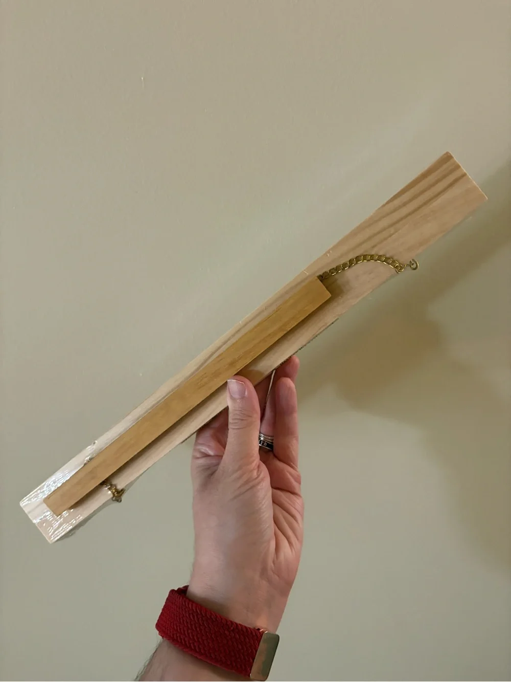 Poster hanger magnetic